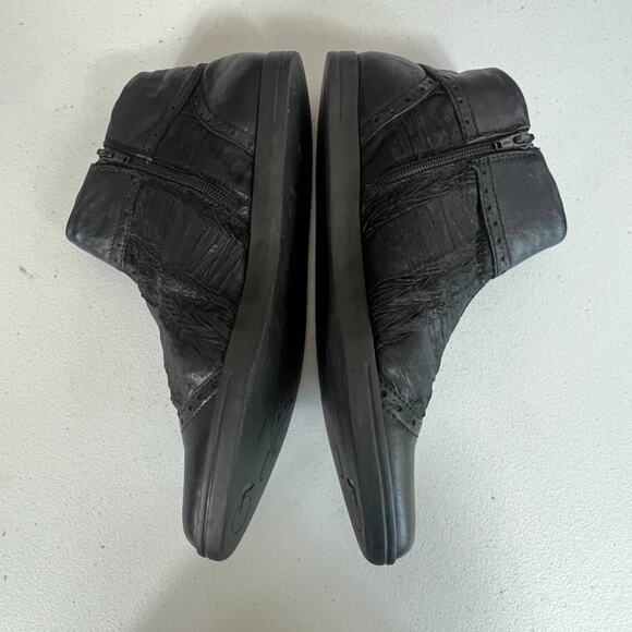 VagaBond Women's Boots Size US 10.5 EU 41 Leather Black Wingtip J Toe - Picture 3 of 15